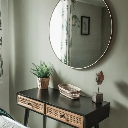 Апартаменты The Oasis Garden Flat